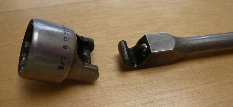 Plomb_CustomFlexHead_headCU-disassembled.jpg.jpg