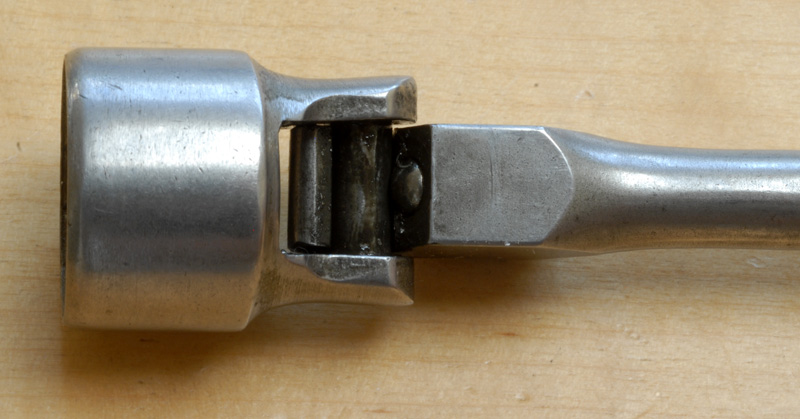 Plomb_CustomFlexHead_joint-straight_800px.jpg